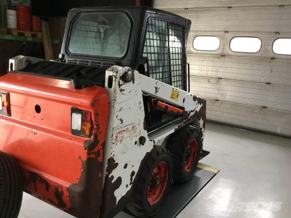 Bobcat S 100 Skid steer loaders