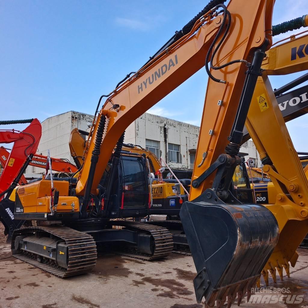 Hyundai 220lc-9s Crawler excavators