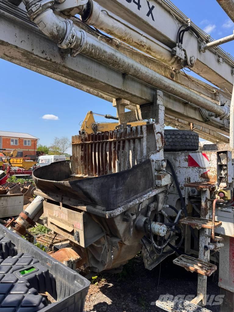 Mercedes-Benz 2631 Concrete pump trucks