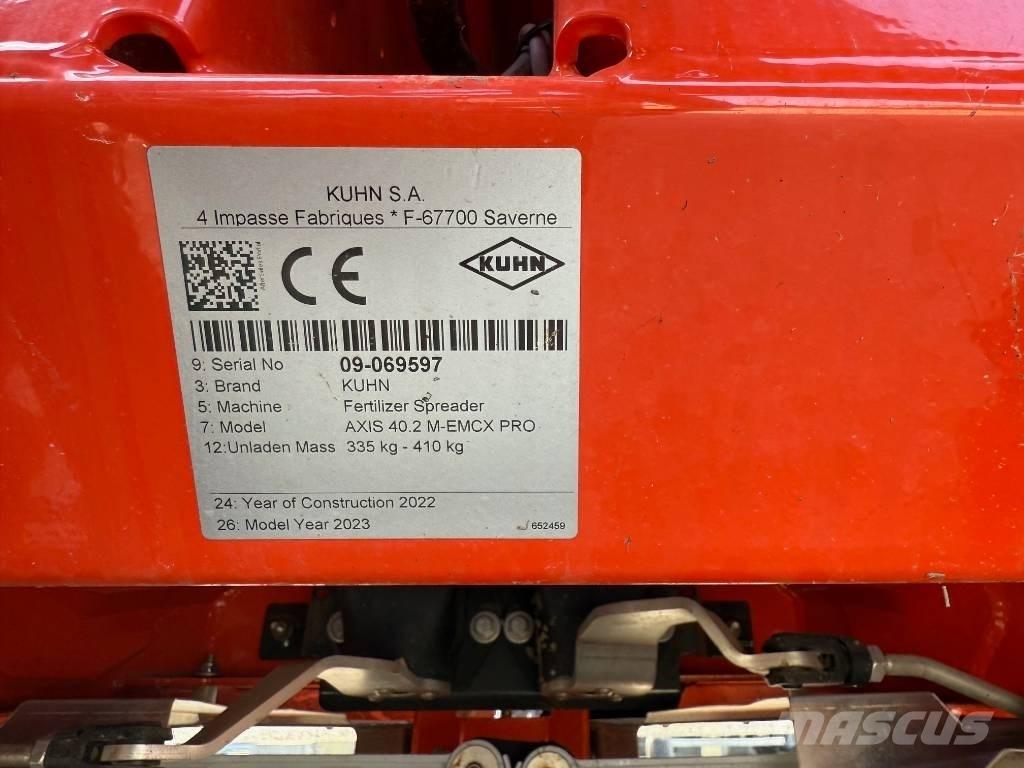Kuhn AXIS 40.2 Sprayer fertilizers