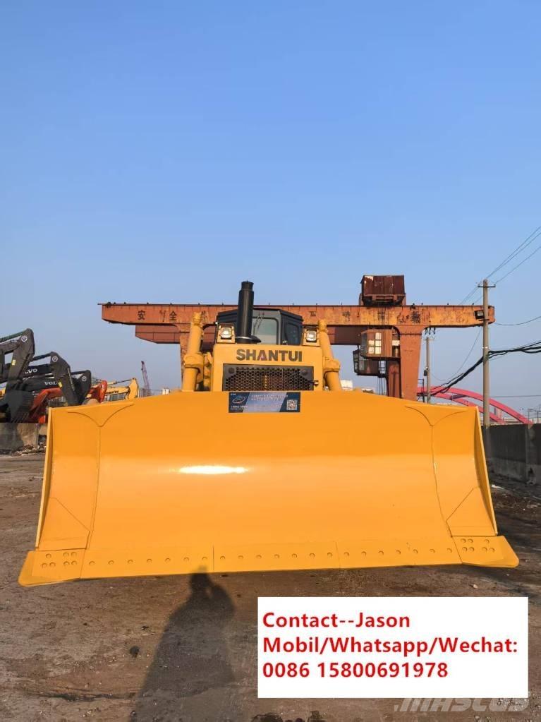 Shantui SD 32 Crawler dozers