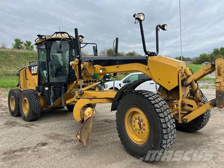 CAT 140 M Graders