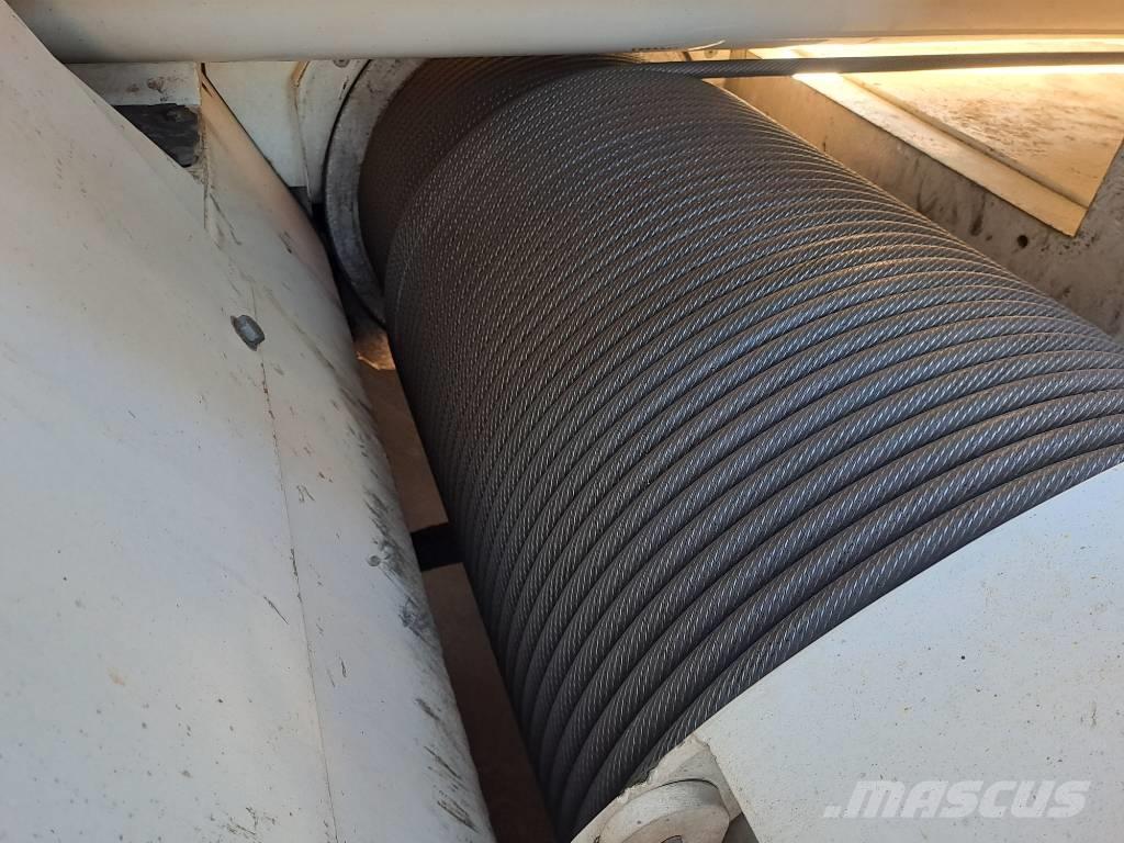 Spierings SK599AT5 Self erecting cranes