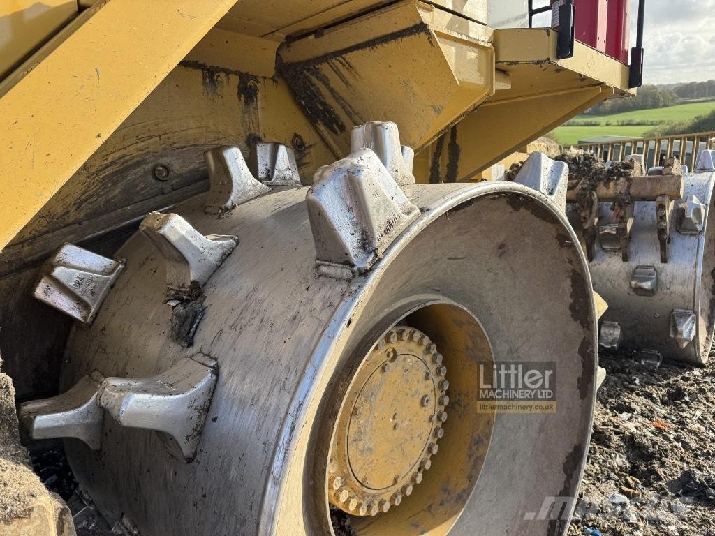 CAT 826 Waste compactors