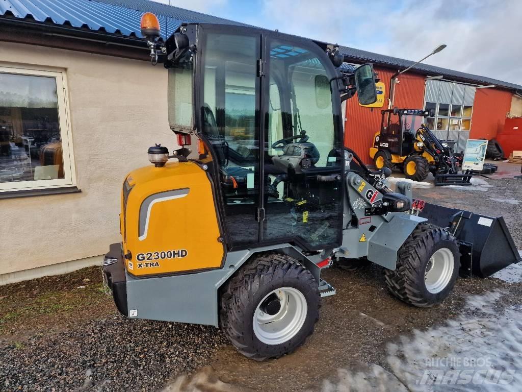 GiANT G2300 HD Multi purpose loaders