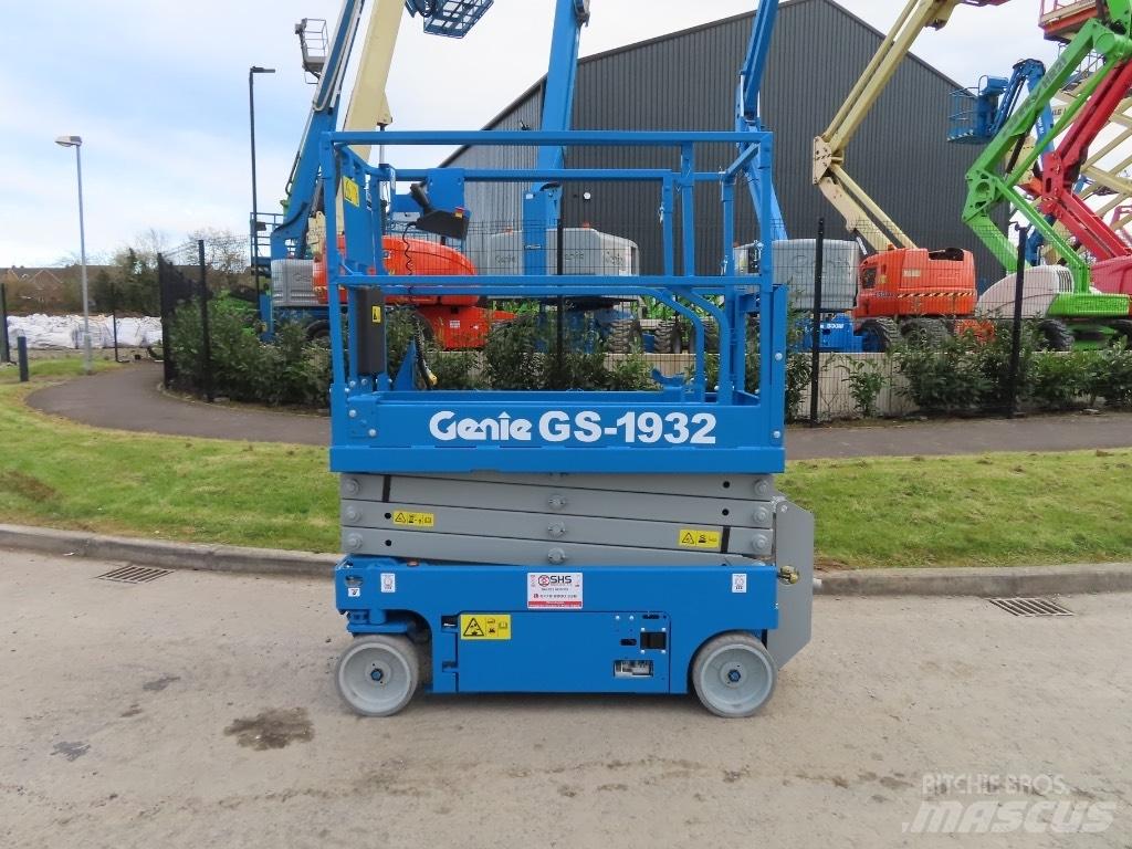 Genie GS 1932 Scissor lifts