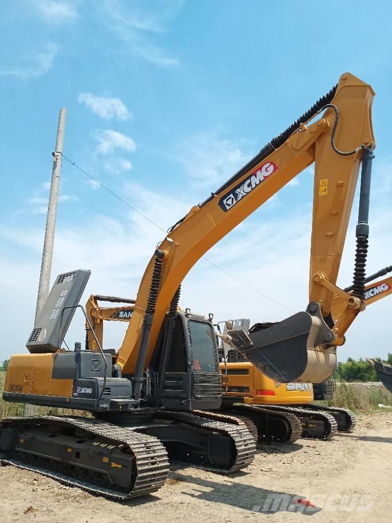 XCMG XE 215 DA Crawler excavators