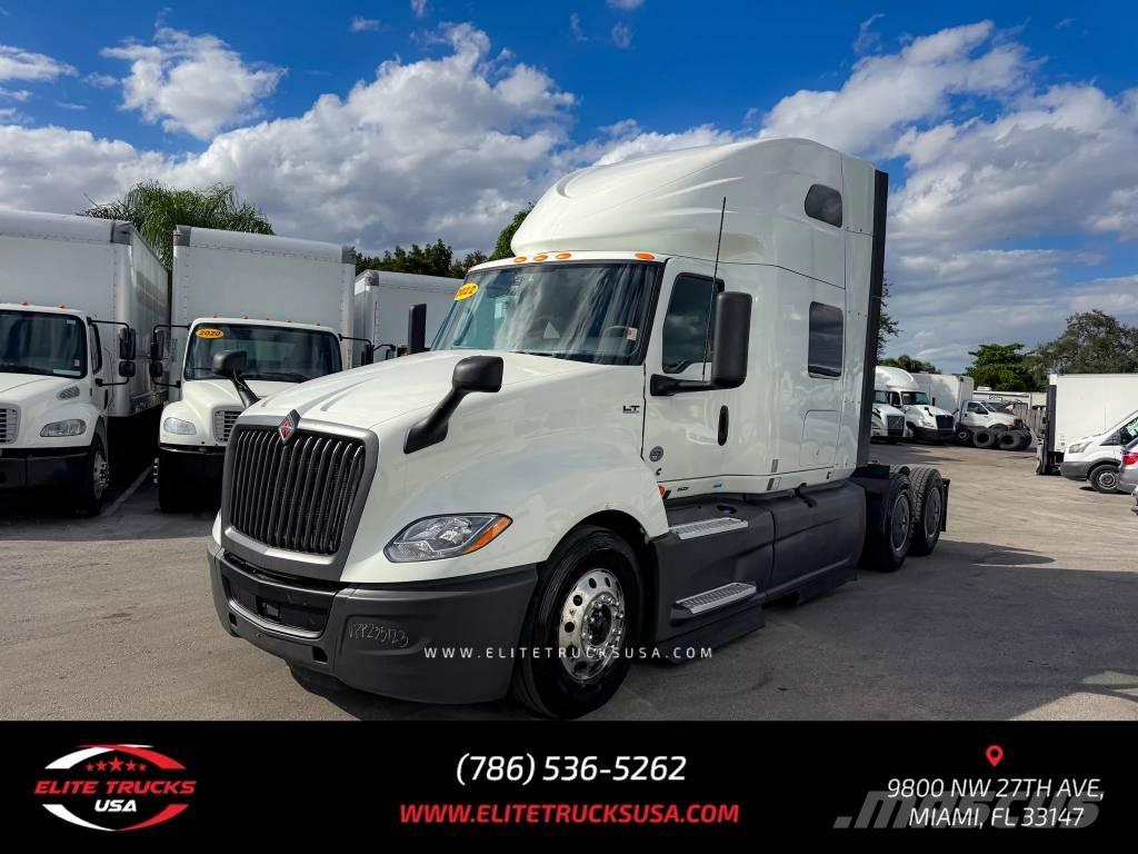 International LT Tractor Units