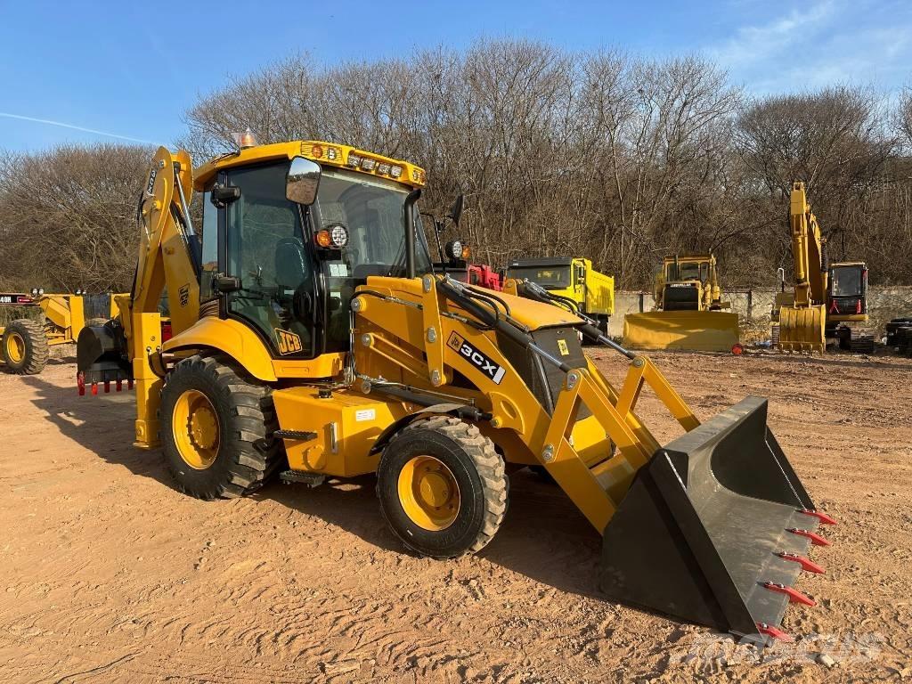 JCB 3 CX Backhoe loaders
