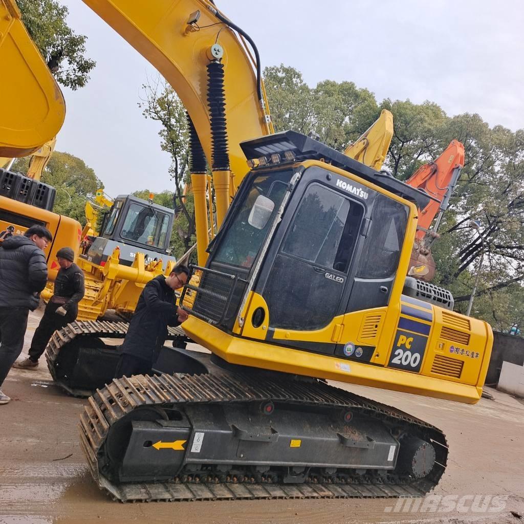 Komatsu PC 200-8N1 Crawler excavators