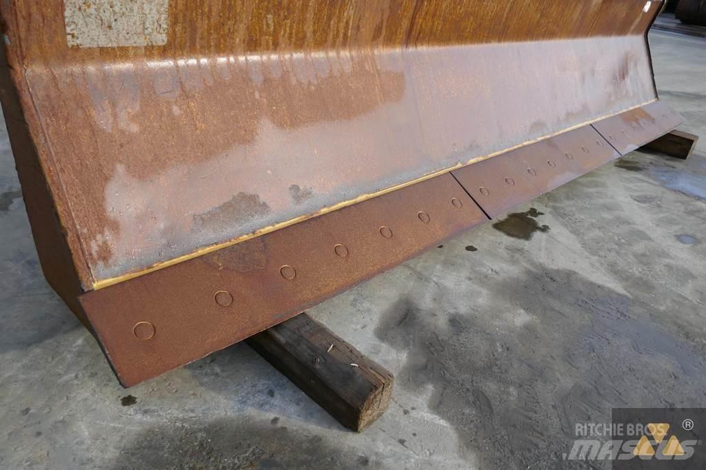 CAT Skidder blade Blades