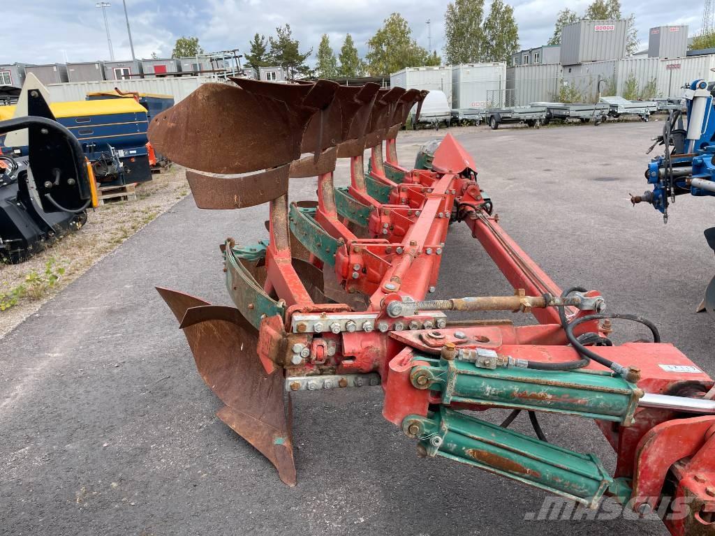 Kverneland PB Reversible ploughs