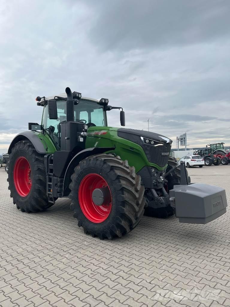 Fendt 1050 Tractors
