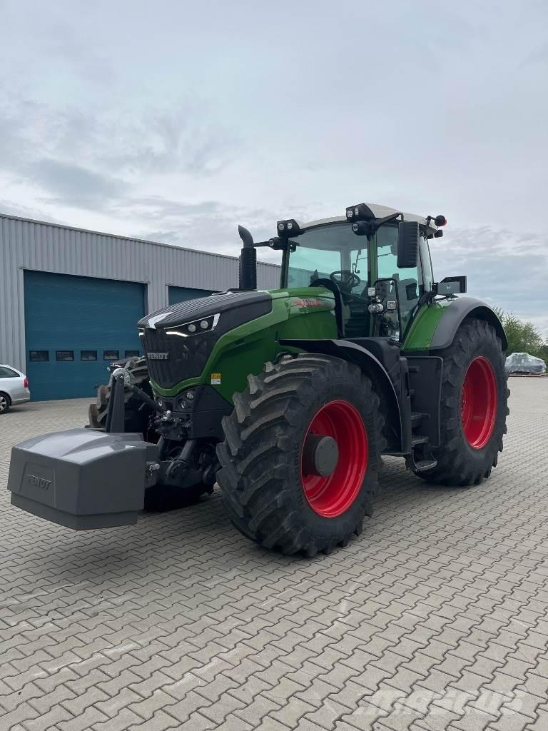 Fendt 1050 Tractors