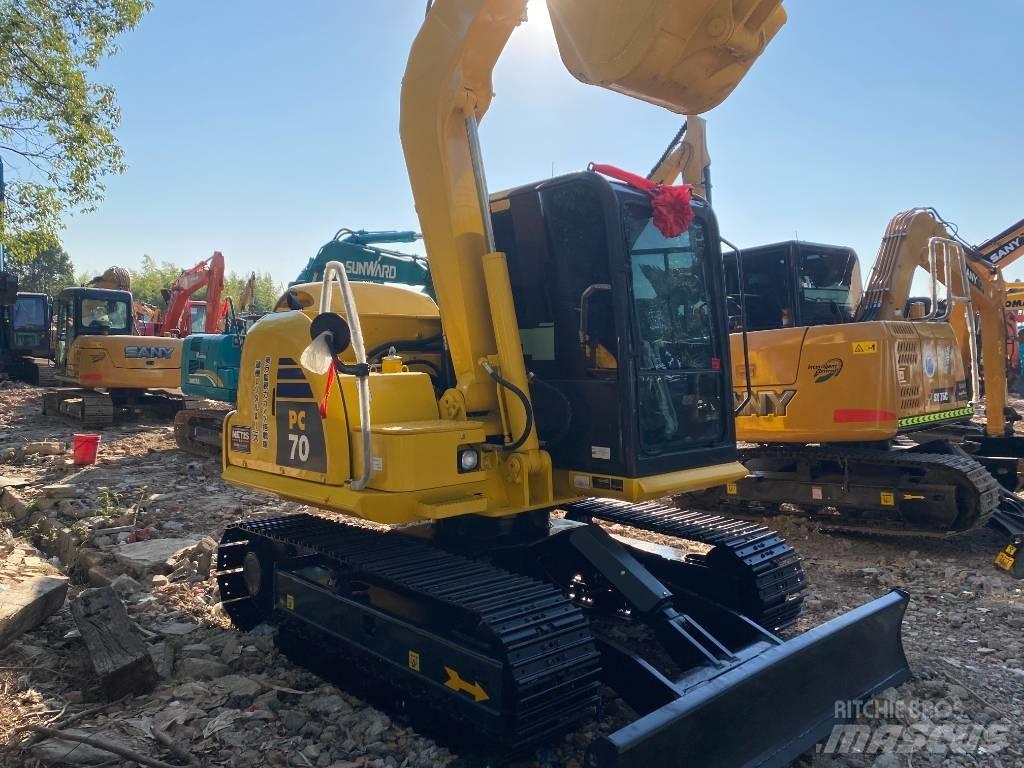 Komatsu 70-8 Crawler excavators