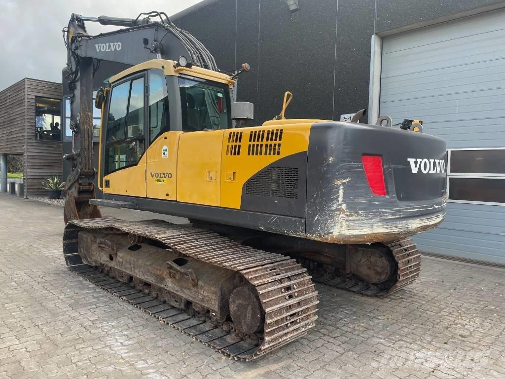 Volvo EC210CL Crawler excavators