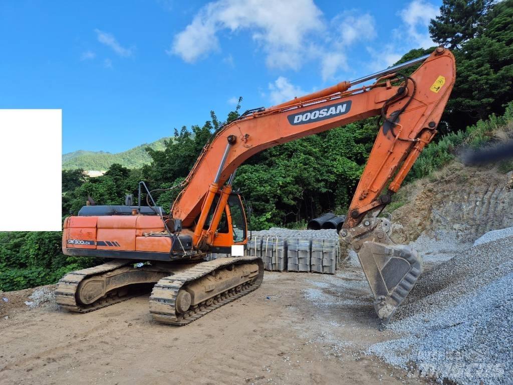 Doosan DX 300 LCA Crawler excavators