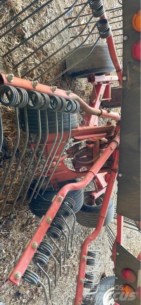 Kuhn GA 6632 Windrowers