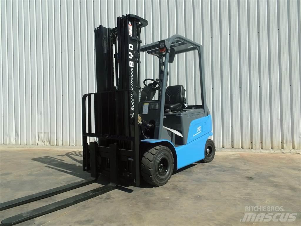  ECB25B Electric forklift trucks
