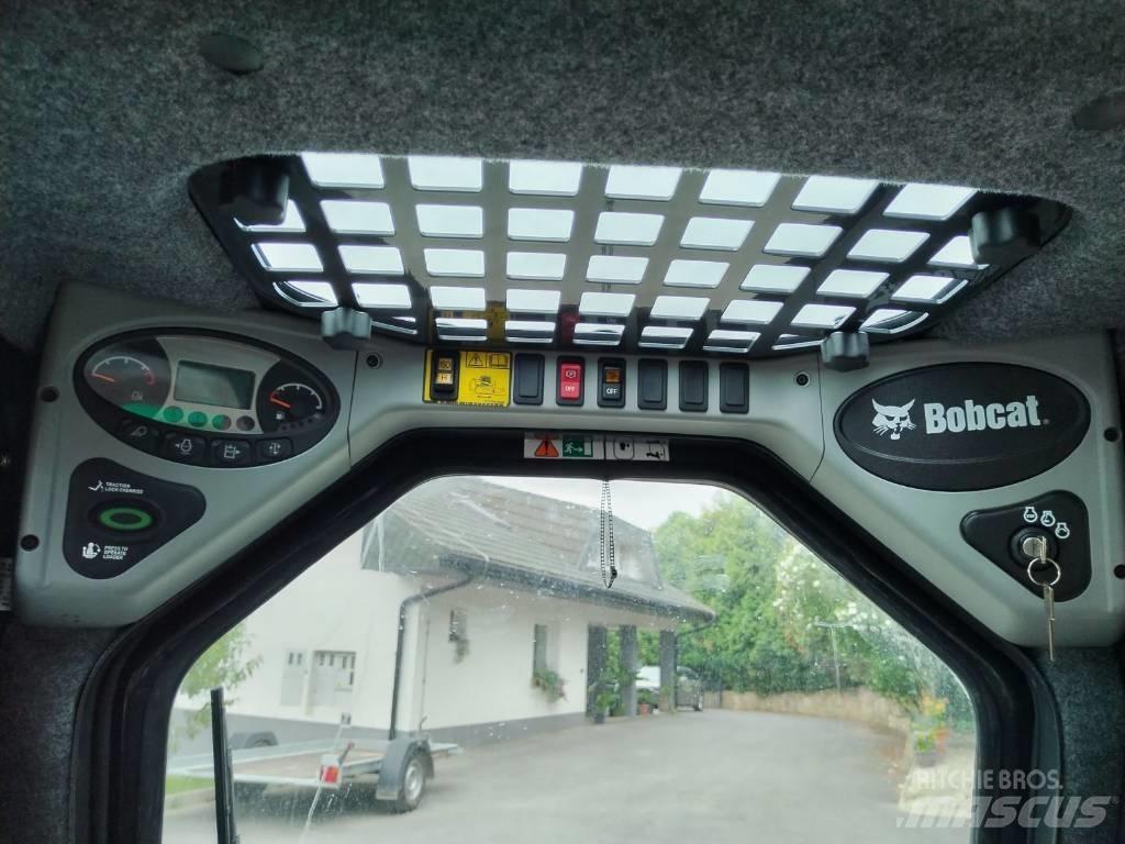 Bobcat S 100 Skid steer loaders