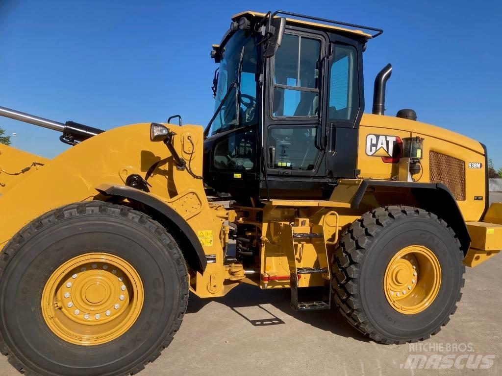 CAT 938M Wheel loaders