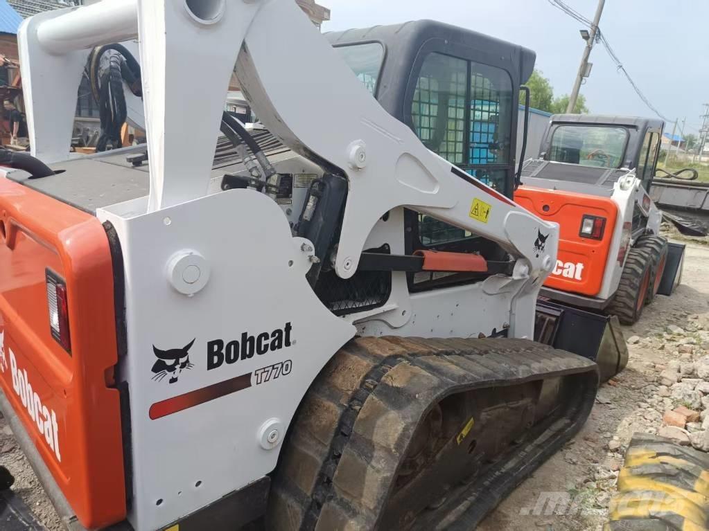 Bobcat T770 Crawler loaders