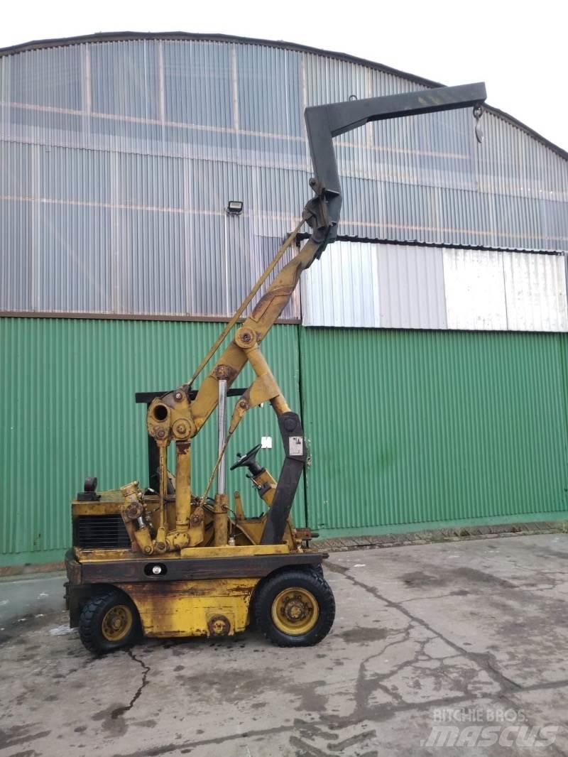 Takraf mit Kranarm Agriculture - Others