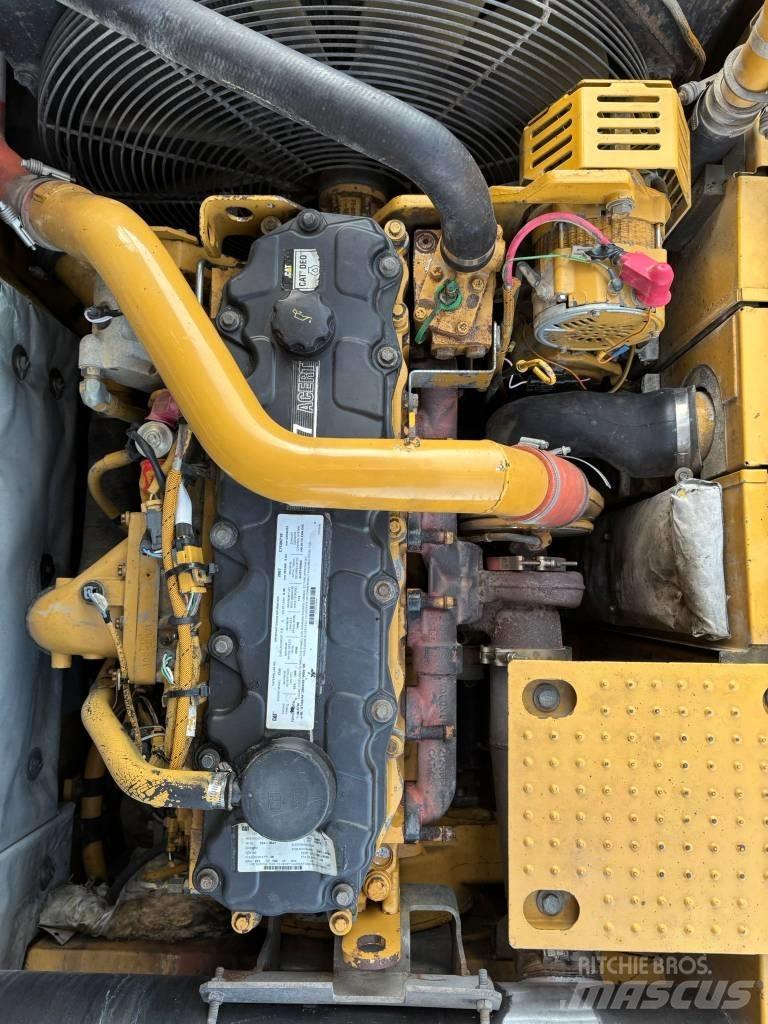 CAT 325 D L Crawler excavators