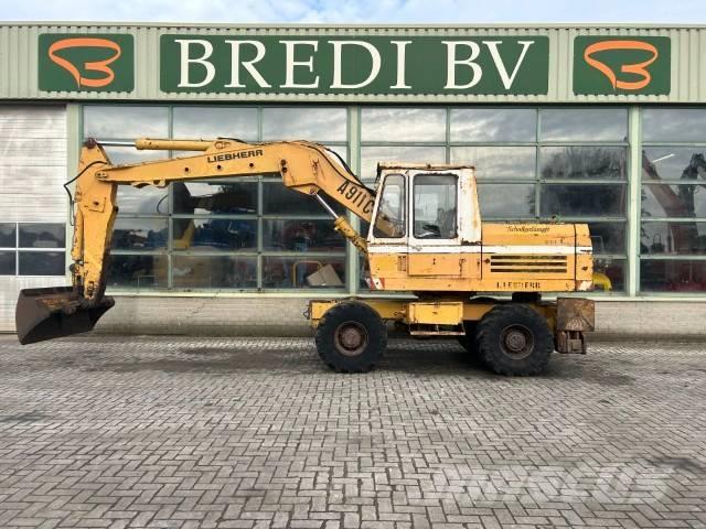 Liebherr A 911 C Wheeled excavators