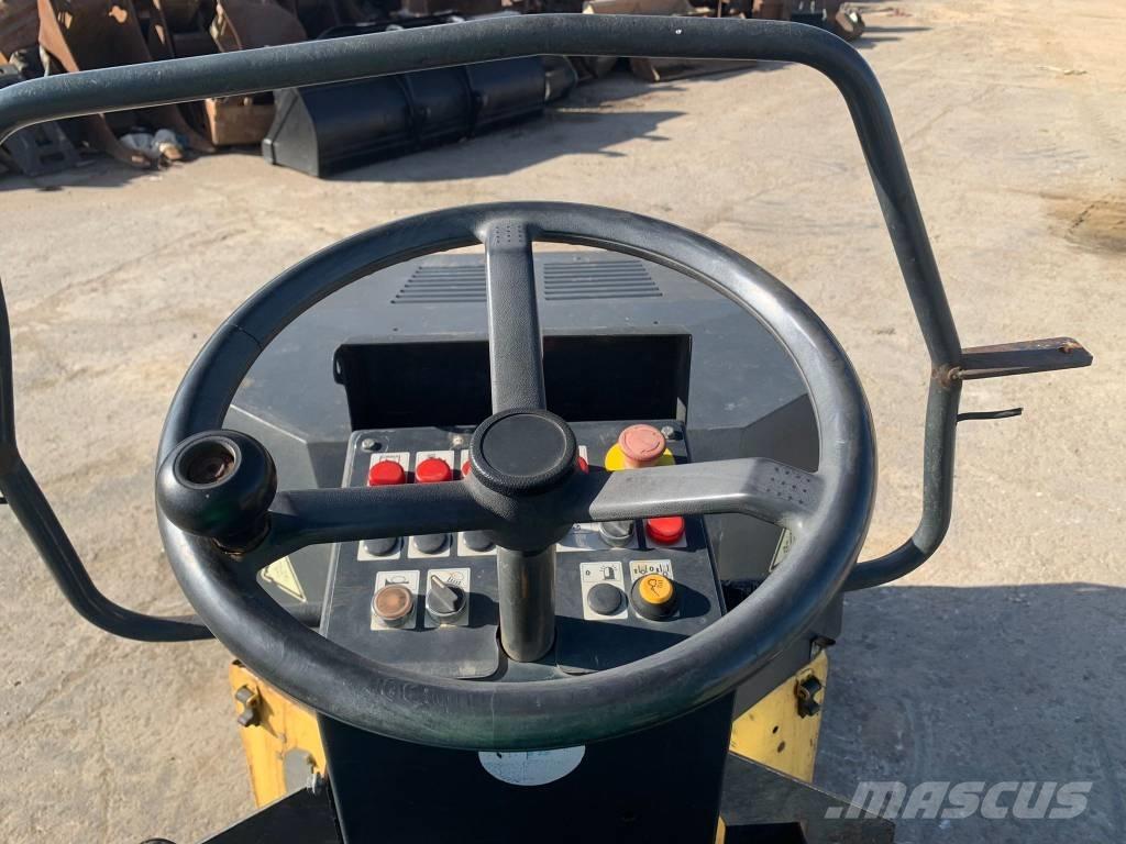 Bomag BW 120 AD-3 Twin drum rollers