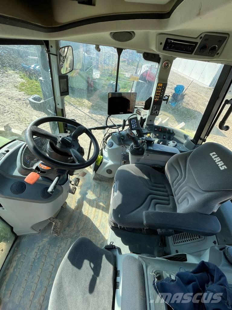 CLAAS ARION 470 Tractors