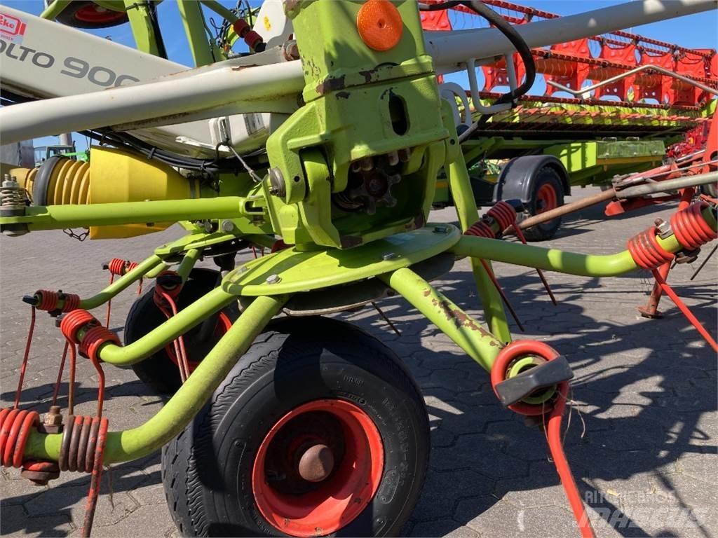 CLAAS Volto 900 Rakes and tedders