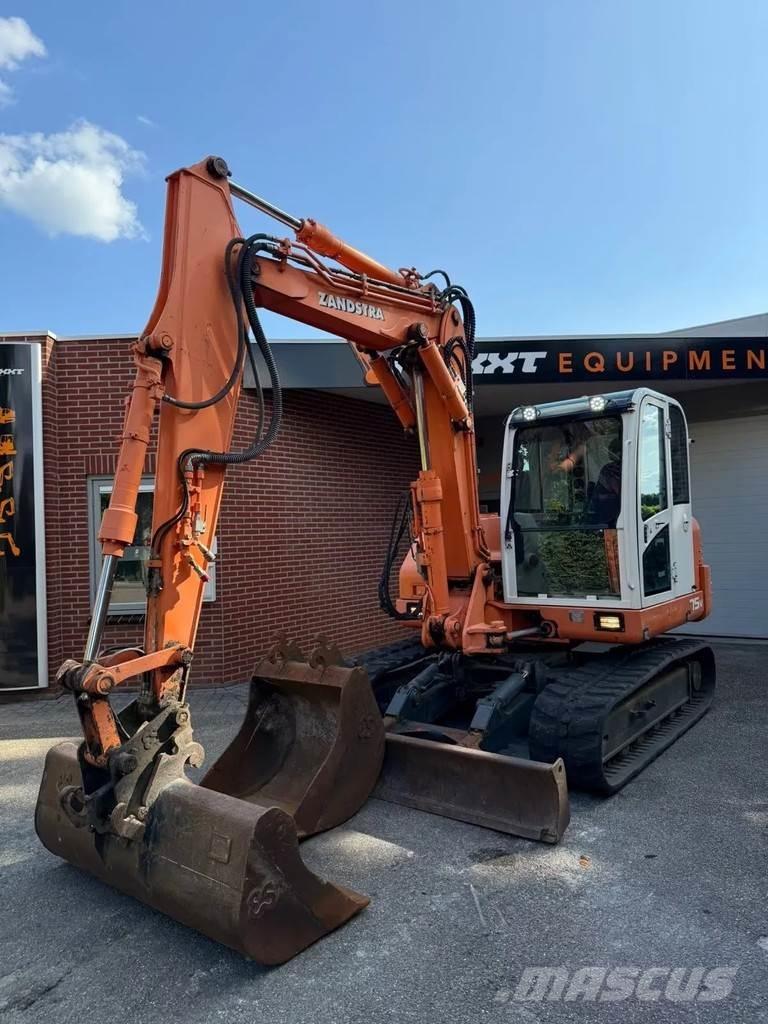 Doosan S75-V Crawler excavators