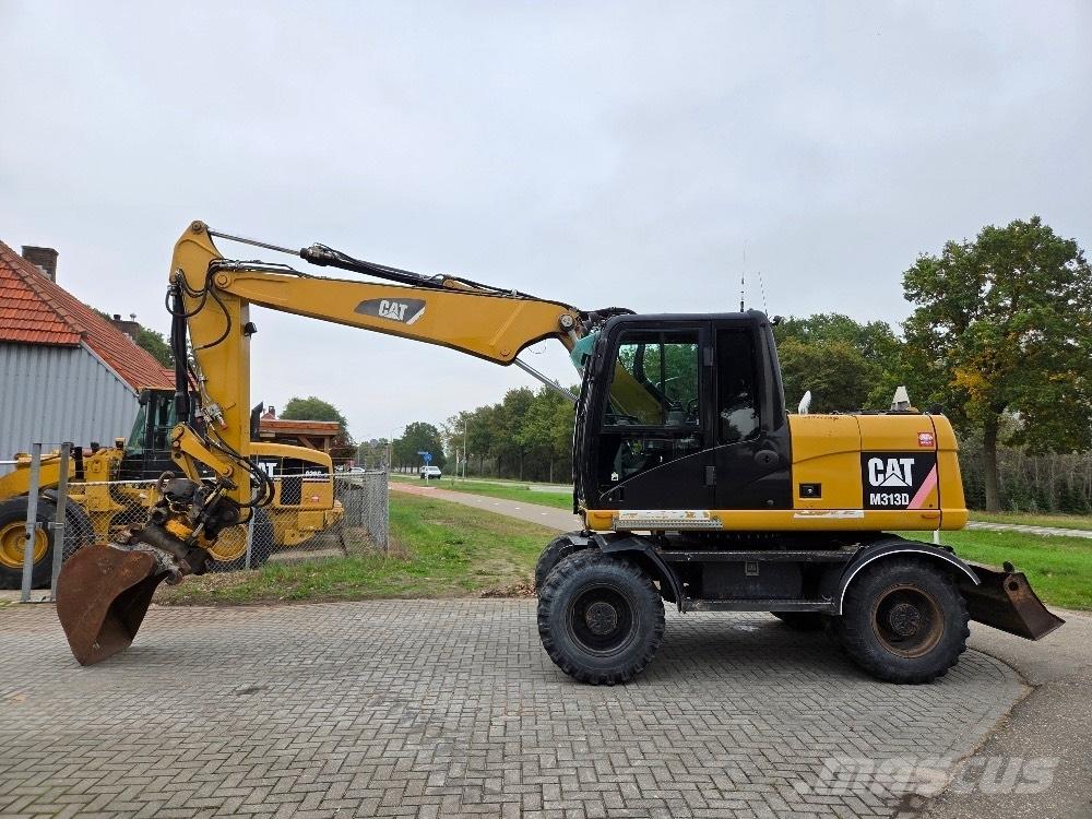 CAT M313D Wheeled excavators