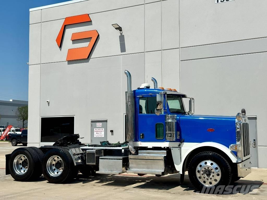 Peterbilt 389 Tractor Units