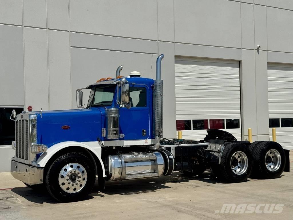 Peterbilt 389 Tractor Units