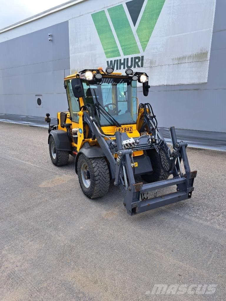 Wille 465 Compact tractors