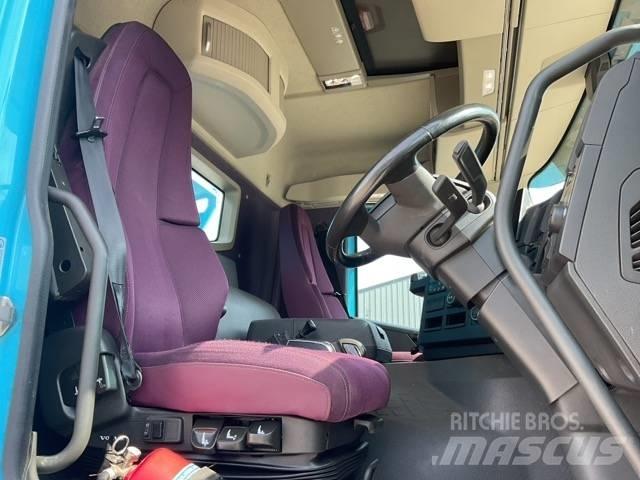 Volvo FMX 420 Tipper trucks
