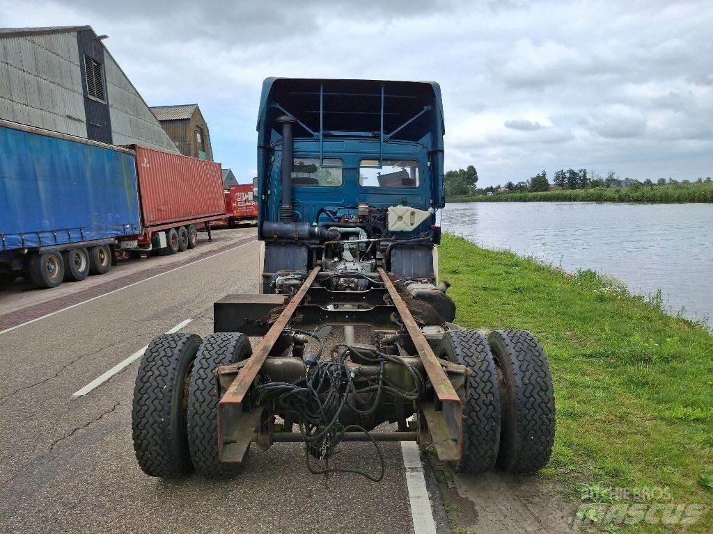 Volvo FL611 Chassis Cab trucks