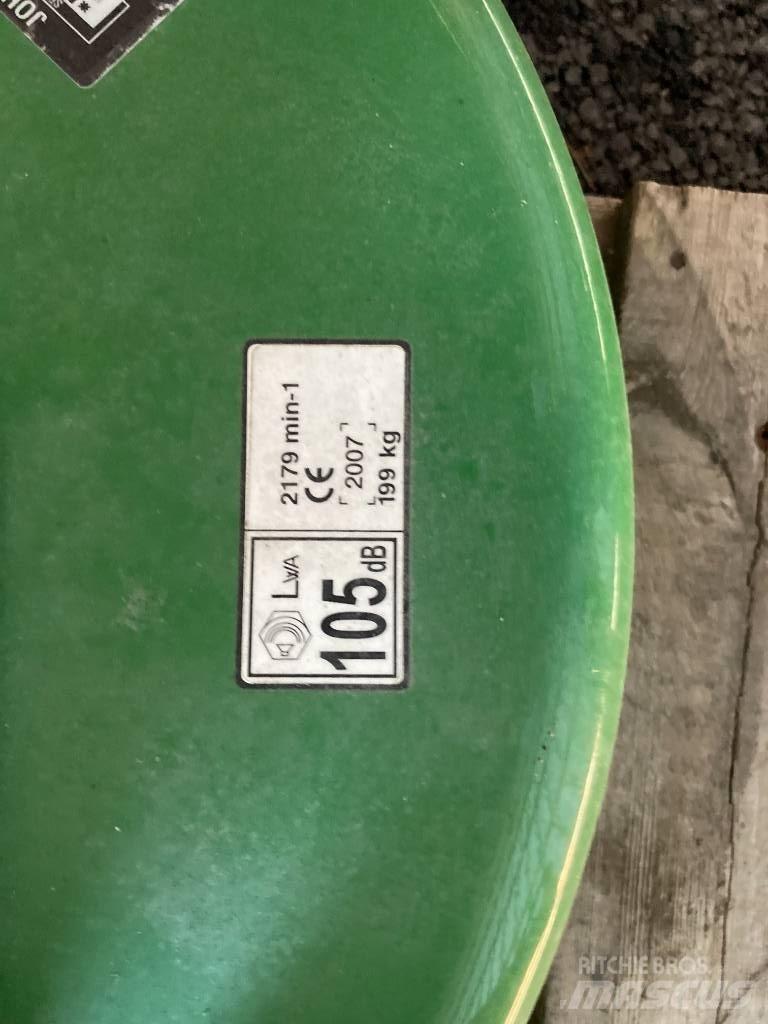 John Deere 7 Iron Groundcare - Others