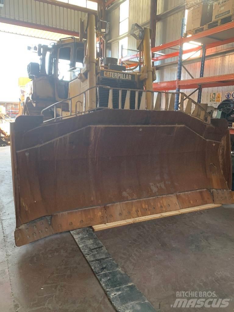CAT D 8 R II Crawler dozers