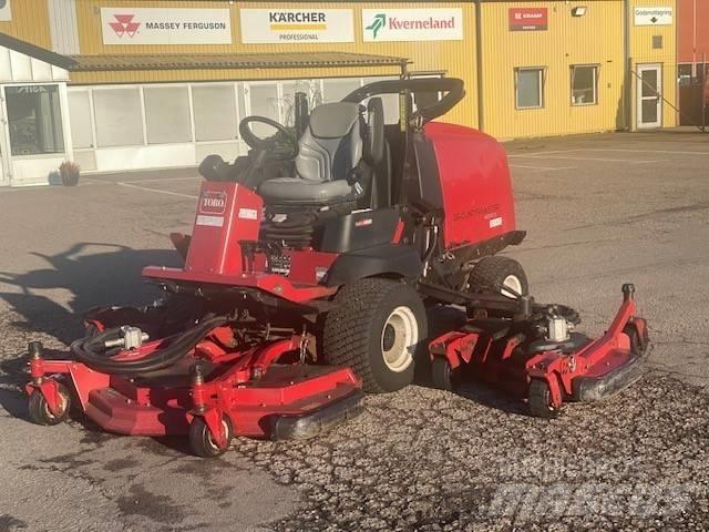 Toro 4000 Riding mowers