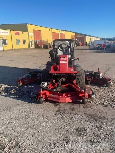 Toro 4000 Riding mowers