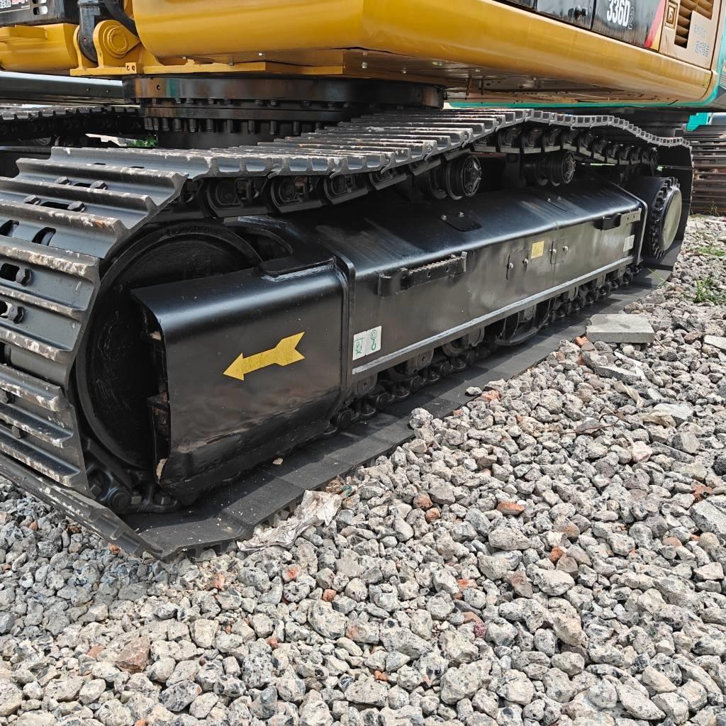 CAT 336D2 Crawler excavators