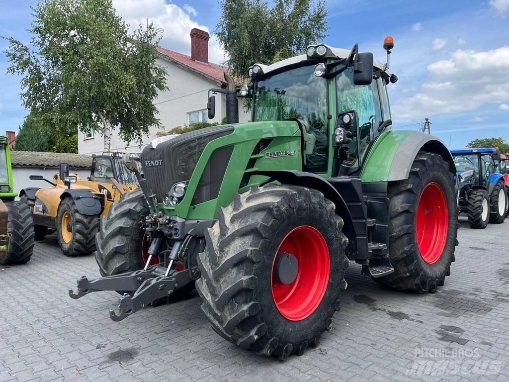 Fendt 824 VARIO Tractors