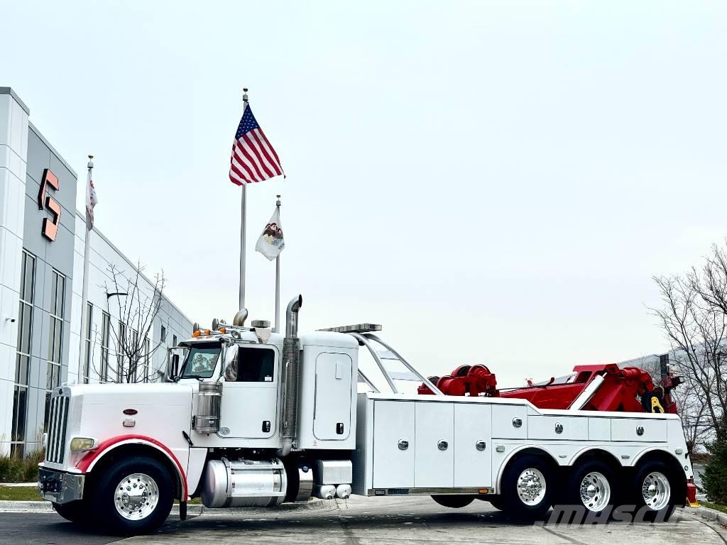 Peterbilt 389 Recovery vehicles