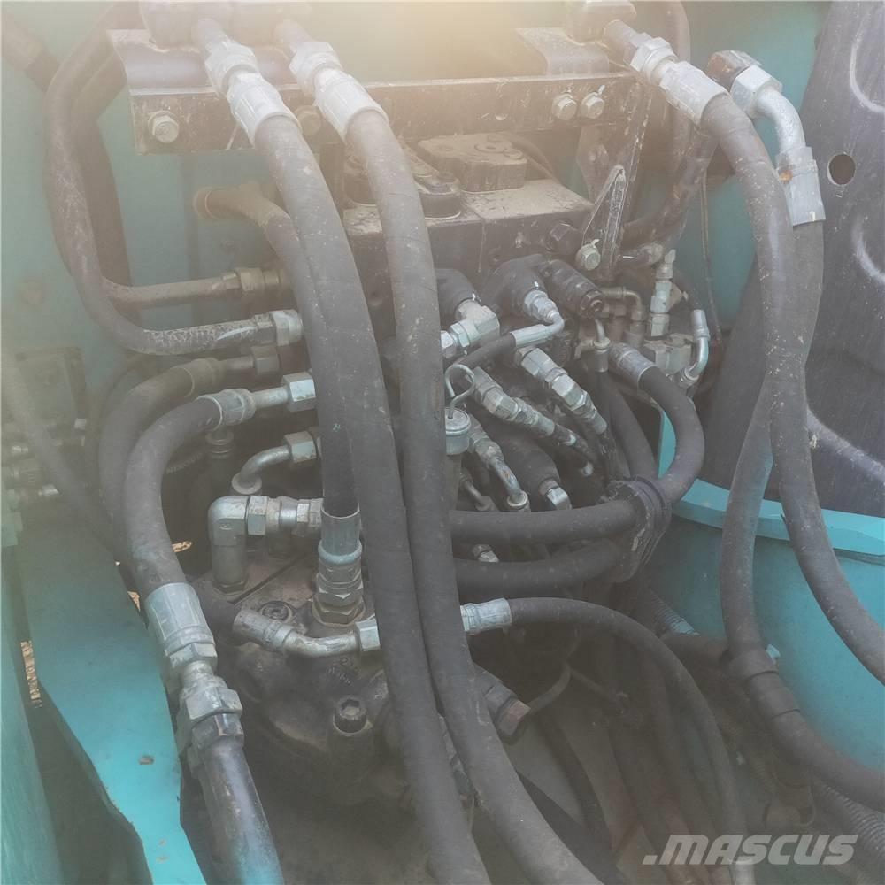 Kobelco SK130 Crawler excavators