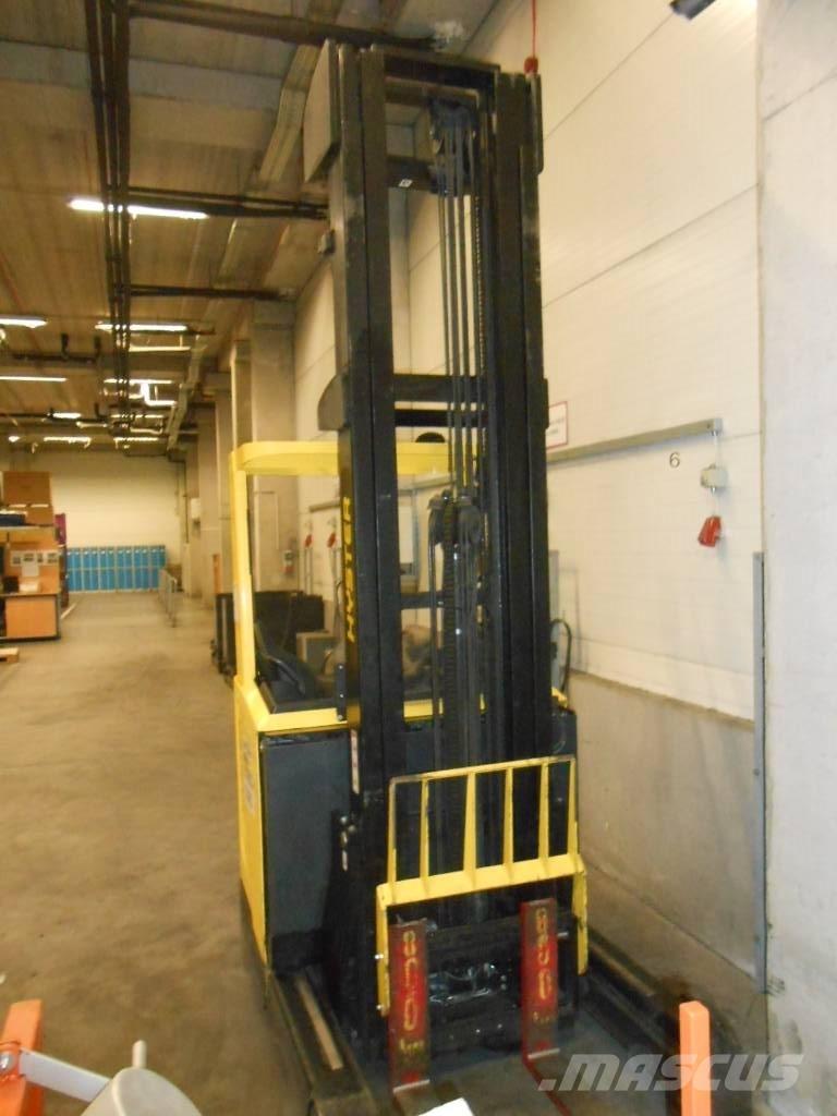 Hyster R 1.6 Reach trucks