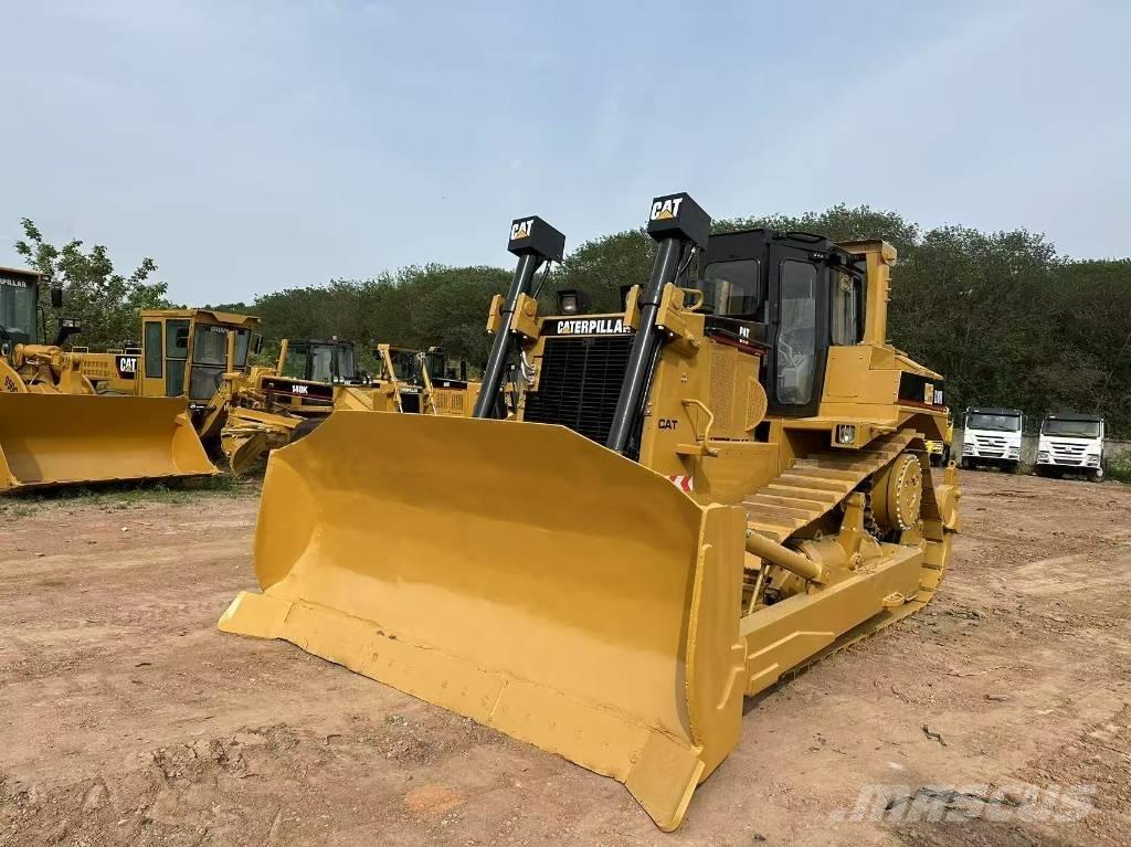 CAT D8R Crawler dozers