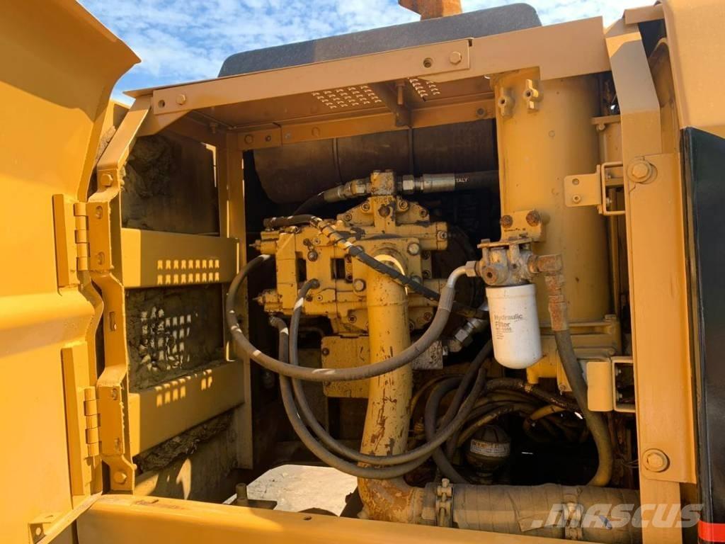 CAT 320BL Crawler excavators